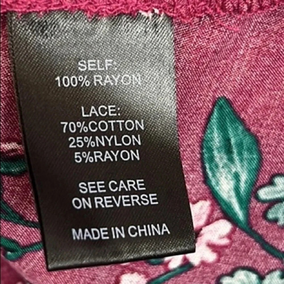 NEW Torrid‎ Floral Ruffle Halter Top Size 1X - Picture 6 of 7